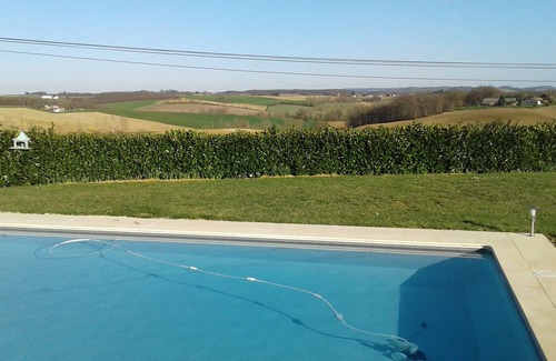 Tombeboeuf House | Large, comfortable family home in the countryside with heated pool