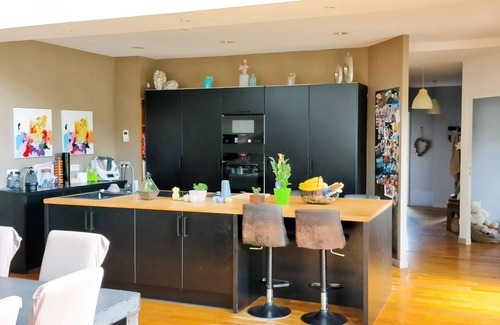 Saint-Aubin-Epinay House | Large contemporary house with heated outdoor pool