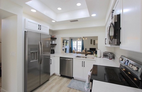 Biltmore Courts Condo | Large Dog Friendly- All New-Golf Course View