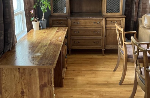 Garson House | Large family home in copper cliff. Sleeps 8.
