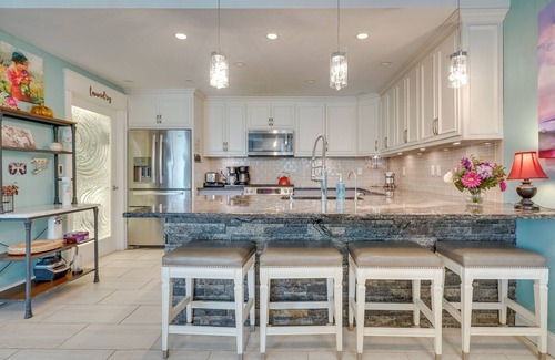 Delaware House | Large Family Home w/Patios, Gas Grill + Fire Pit!