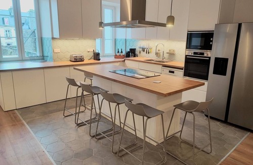 Pont-l'Abbe House | Large family townhouse in the heart of Pont l'Abbénn