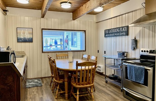 Westport Apartment | Large Group Suite, private kitchen, Go Karts! near Beach &Marina. New listing!