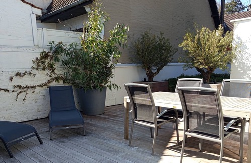 Cucq House | Large house + terrace, entrance Le Touquet