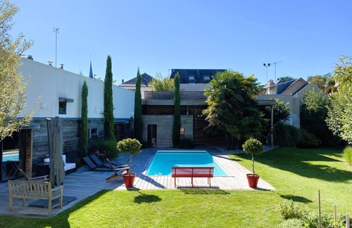 Saint-Avertin House | Large house with swimming pool on the banks of the Cher