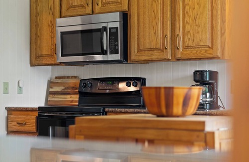 Jasper House | Large Ozark home w/large covered deck - 5 minutes from Jasper!