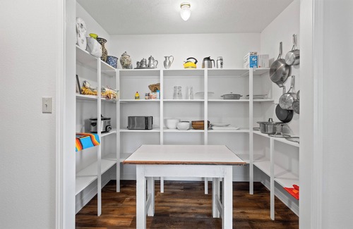 Jasper House | Large Ozark home w/large covered deck - 5 minutes from Jasper!