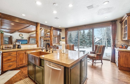 Park Meadows House | Large Park Meadows Ski Home, Slps up to 18, 6 Bedrooms