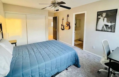 Victorville House | Large Pool home, quiet neighborhood, Spacious