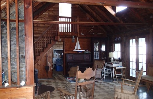 Gloucester Cottage | Large rustic summer cottage with beautiful ocean sunsets