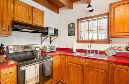 Jeffersonville Ski Chalet | Large Ski Chalet minutes from Smuggler's Notch!