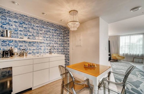 West Avenue Apartment | Large studio at the iconic 1100 West condo hotel