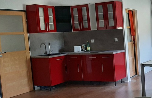 Regusse Apartment | Large studio with terrace, discount on second and subsequent weeks.