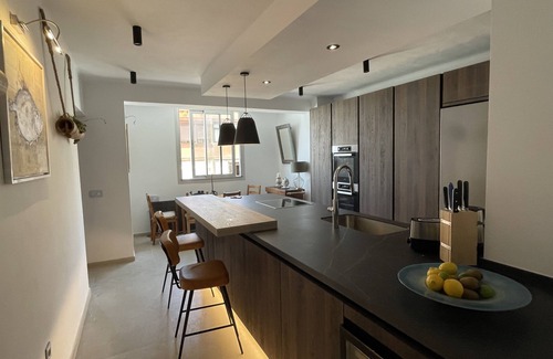 Bolonia Apartment | Large Stylish Beachside 3 Bedroom Apartment, on Tarifa beach