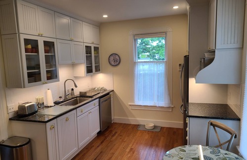 Catskill Apartment | Large, Sunny, Spacious Apartment Steps From Main Street, Catskill