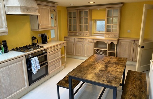 Bakewell House | Large Victorian Townhouse