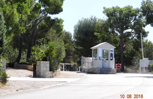 Saint-Cyr-sur-Mer Villa | Large Villa 15p, pool, sea, tennis, near Calanques and Golf de Frégate.