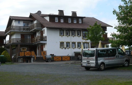 Edertal House | Larger comfortable double room/multi-bed room/apartment - Waldhotel