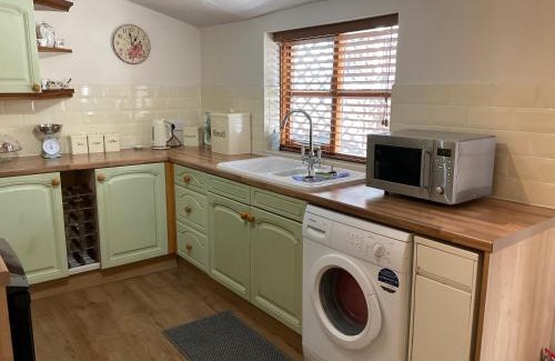 Pickering House | Lark Cottage