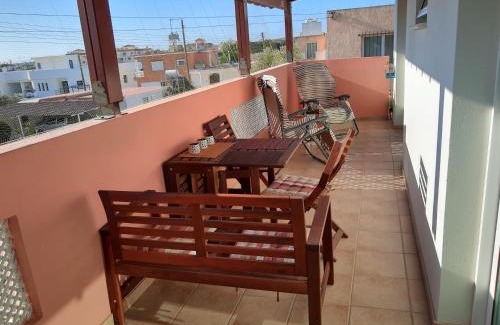 Xylofagou Apartment | Larnaca Xylophagou 2-bedroom apartment with a shaded terrace