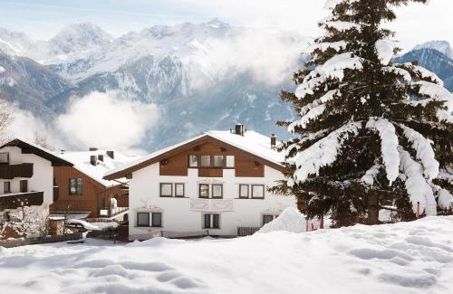 Fiss Hotel | Lasinga