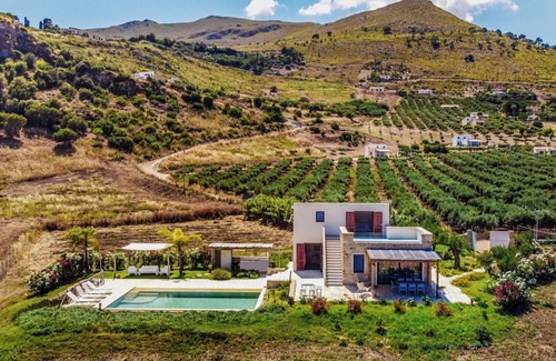 Scopello Villa | LAST MINUTE 1/31 OCTOBER - WWW.BAGLIORIDISICILIA.COM