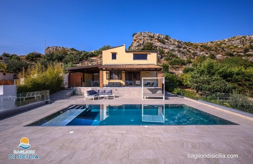 Scopello Villa | LAST MINUTE 1/31 OCTOBER - WWW.BAGLIORIDISICILIA.COM