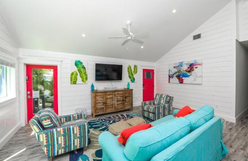Holmes Beach House | Last Resort