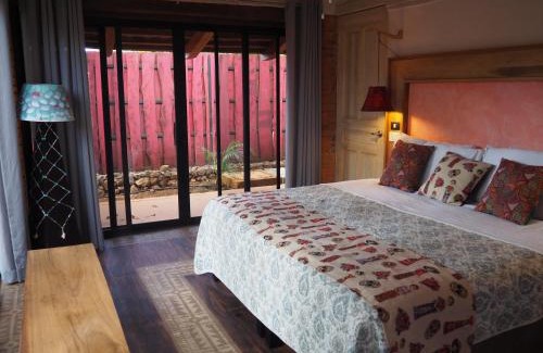 Los Pargos Hotel | Latica Lodge