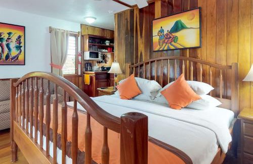 Hopkins Apartment | Latitude Adjustment Gold Standard Certified