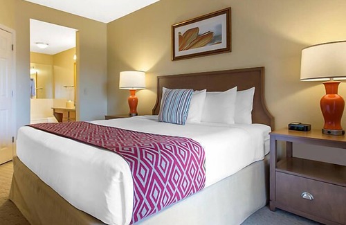 Pigeon Forge Resort | Laurel Crest Vacation Resort in the Smoky Mountains.