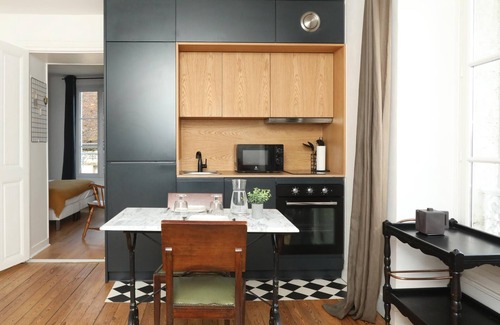 Senlis Apartment | Lavarande Suite In the Heart of Senlis