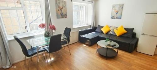 Addison Apartment | Lavender at Netherwood Road
