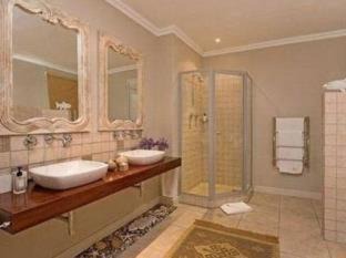 Voelklip House | Lavender Manor Guest Lodge