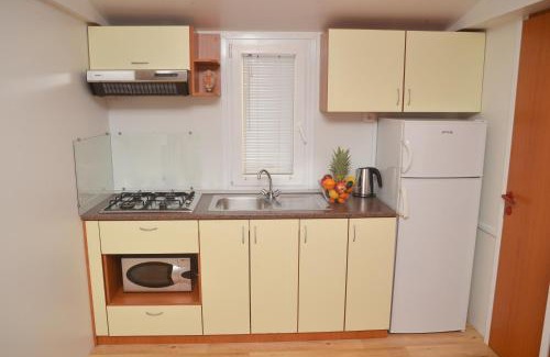 Pakostane Resort | Lavender Mobile Houses