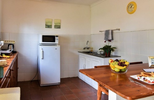 Muldersdrift House | Lavender Tree Spacious Cottage for 2-3 People