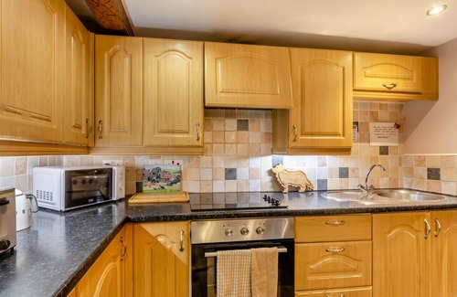 Eggleston House | Laverock Lodge - Two Bedroom House, Sleeps 4