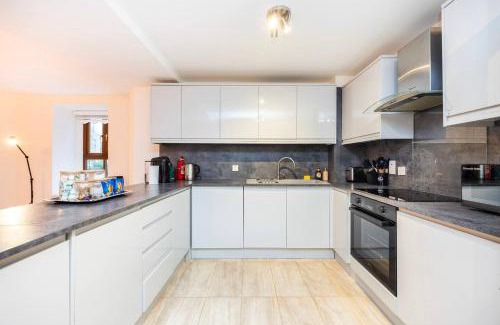 Upper Edmonton House | Lavish 1 Br Apartment Near Tottenham Stadium