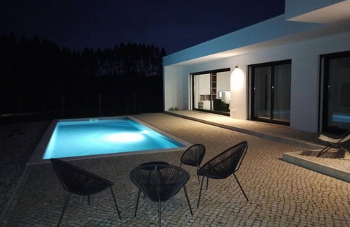 Cela House | Lavish holiday home with private pool