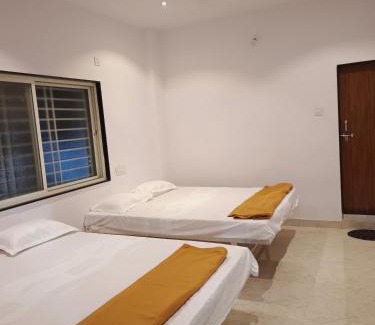 Akalkot House | Laxmi Residency