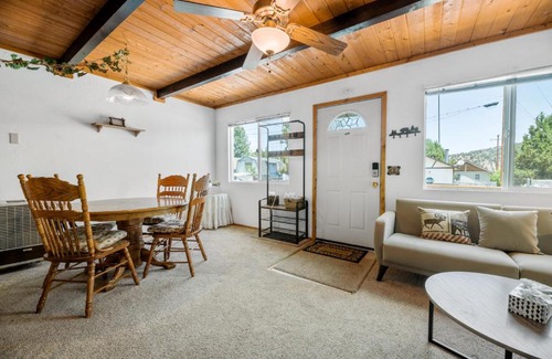 Woodlands House | Lazy Bear Cabin
