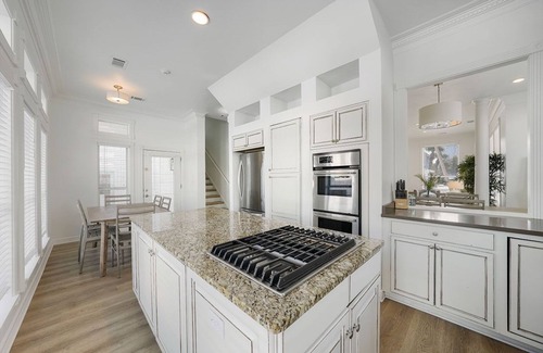 Crystal Shores House | Lazy Bones - Vacation Home Near the Beach with Private Pool & Golf Cart