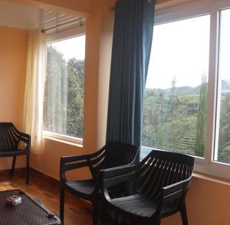 Elappara House | LAZY RETREAT