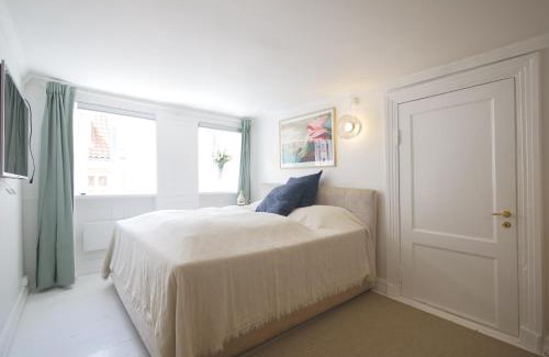 Copenhagen City Centre Apartment | LBS 1 to 4