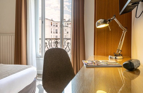 Quartier de la Folie-Mericourt Hotel | Le 20 Prieure Hotel