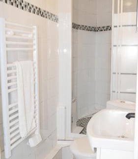 Eragny Apartment | Le Bac D'Eragny