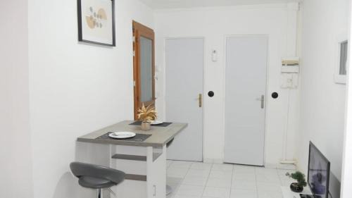 Eragny Apartment | Le Bac D'Eragny