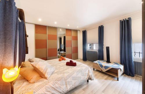 Castres Apartment | Le Barral