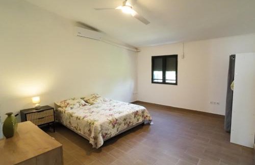 Saint-Benoit Apartment | Le Beaulieu - T5 emplacement idéal - famille ou groupe