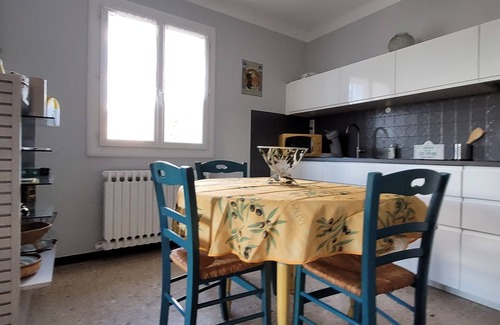 Saint-Pierre-de-Vassols House | Le Belvédère, Dans un Paisible Village Provençal, au Pied du Mont Ventoux